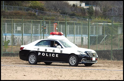 警察官