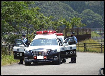 警察官